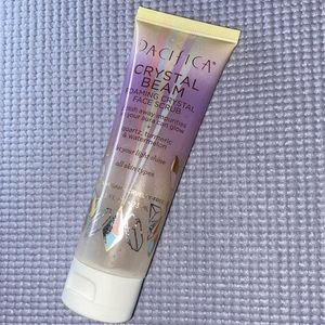Pacífica face scrub